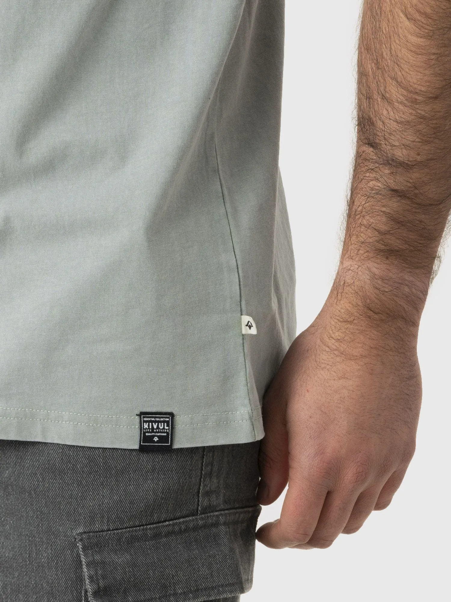 KIVUL Polera Kivul Essential Hombre Verde