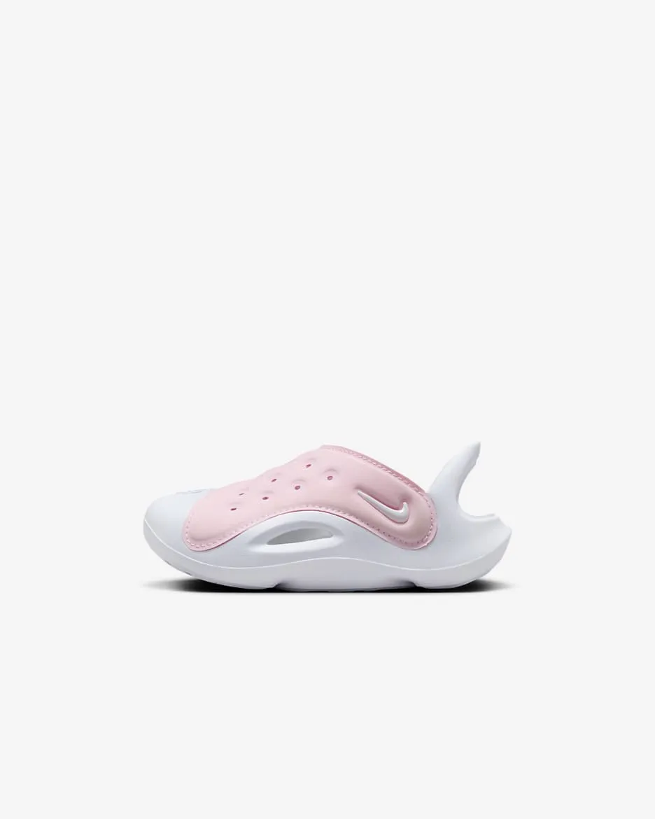 Nike Aqua Swoosh