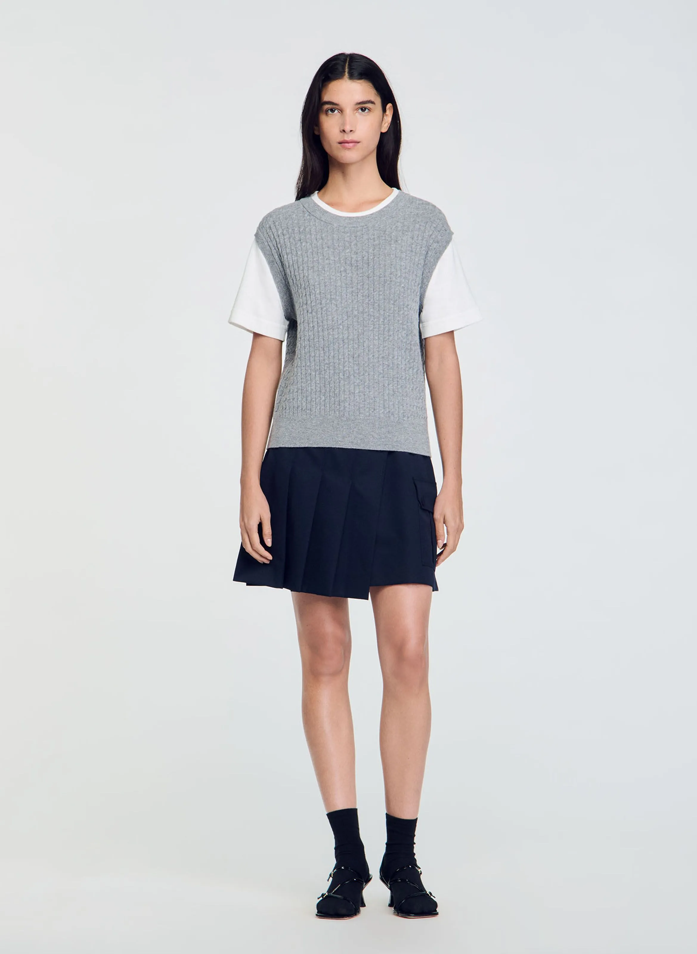 SANDRO Jersey corto con cuello de lúrex en gris