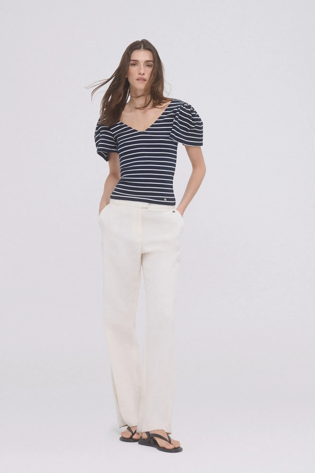 Short-sleeved striped T-shirt